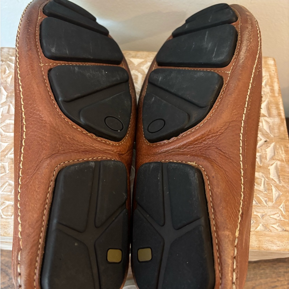 Mercanti Fiorentini | Tan Leather Slip-On Loafers - Picture 8 of 11